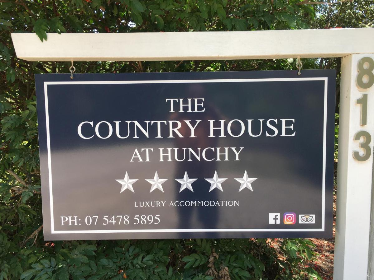 The Country House At Hunchy Montville Exterior photo
